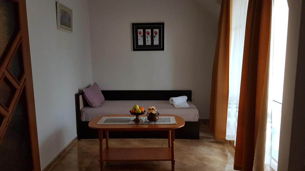 Tashevi Apartments เปาโมเรีย ภายนอก รูปภาพ
