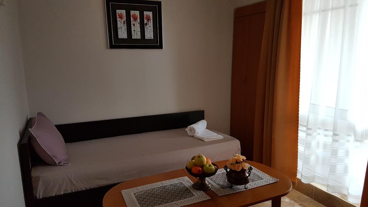 Tashevi Apartments เปาโมเรีย ภายนอก รูปภาพ